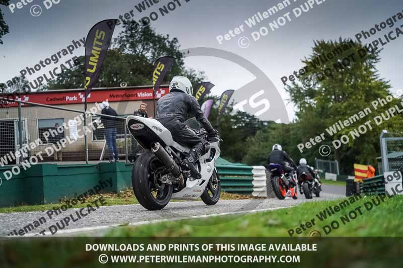 cadwell no limits trackday;cadwell park;cadwell park photographs;cadwell trackday photographs;enduro digital images;event digital images;eventdigitalimages;no limits trackdays;peter wileman photography;racing digital images;trackday digital images;trackday photos